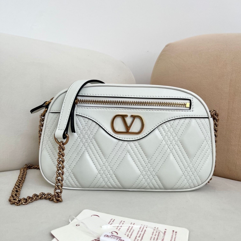 Va1e*ntin0 satchel bag